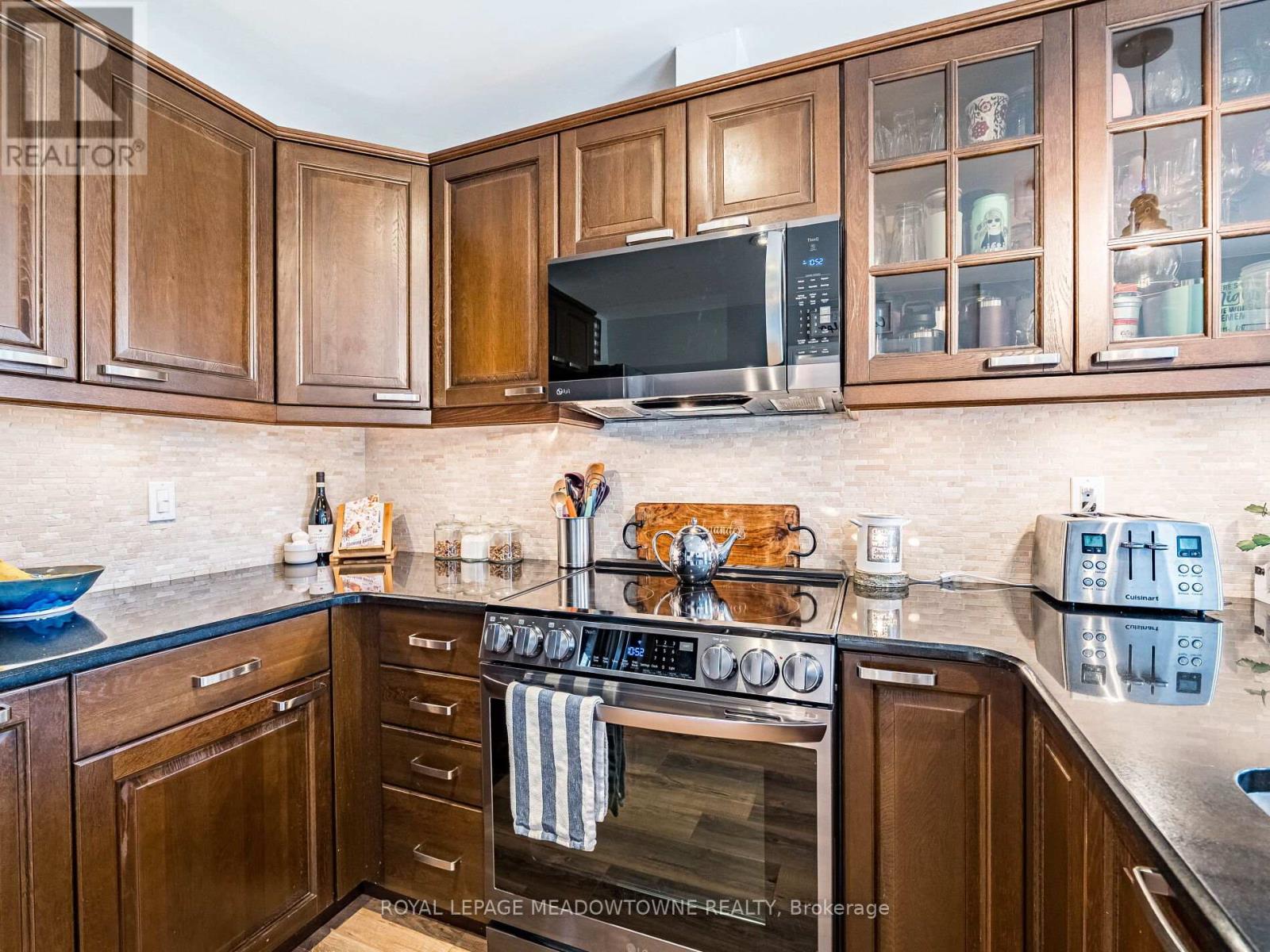 514 College Avenue, Orangeville, Ontario  L9W 4R9 - Photo 11 - W12192454