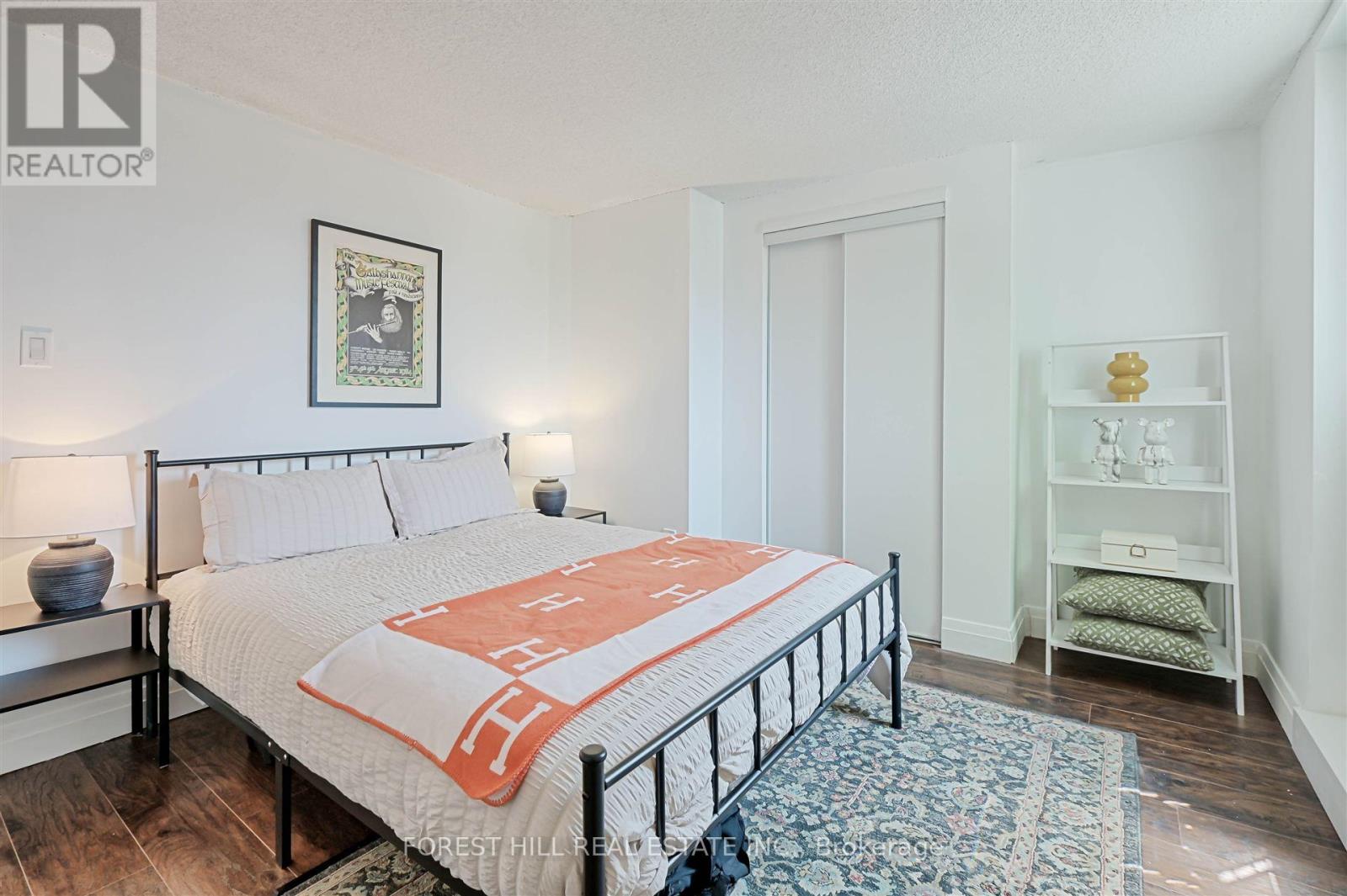 135 Fifth Street, Toronto (New Toronto), Ontario  M8V 2Z5 - Photo 23 - W12192245