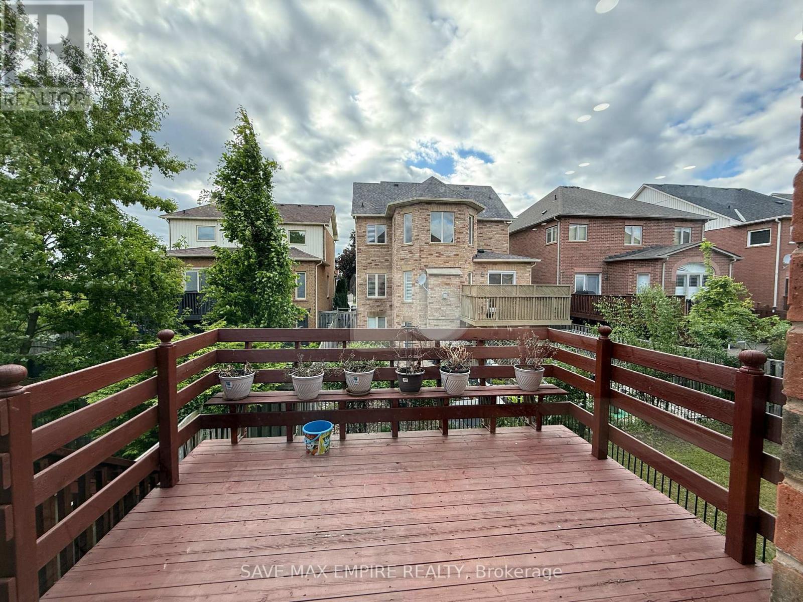 1153 Hickory Hollow Glen, Mississauga, Ontario  L5W 1J4 - Photo 20 - W12192535