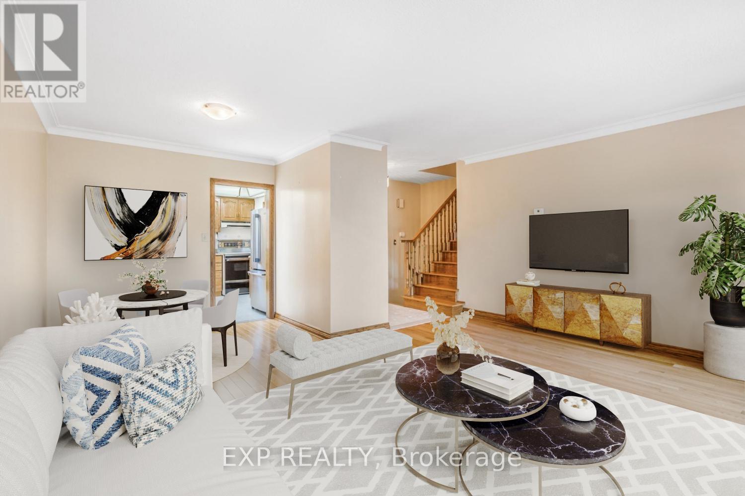 62 Swanhurst Boulevard, Mississauga, Ontario  L5N 1B7 - Photo 10 - W12192597