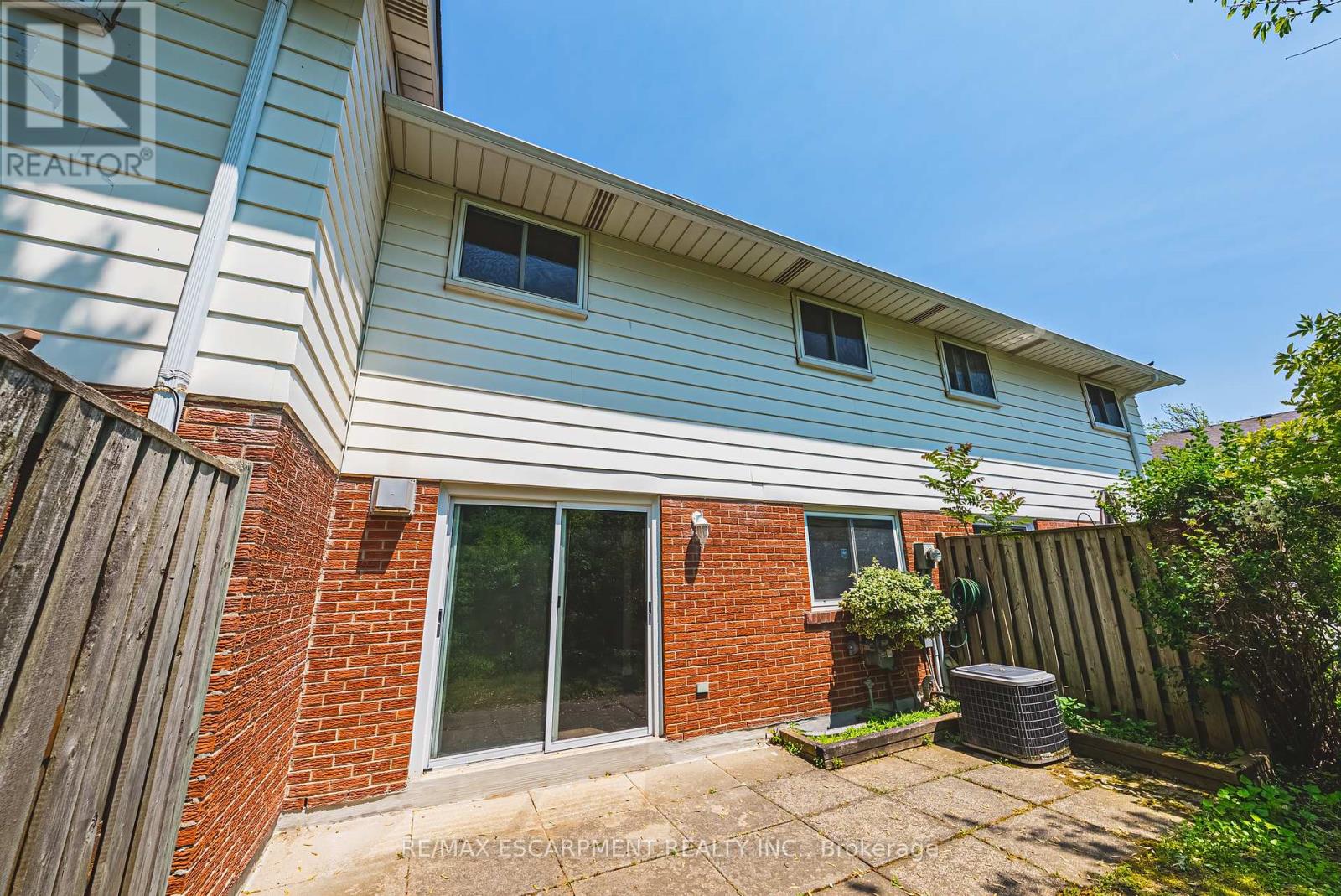 2 - 451 Woodview Road, Burlington, Ontario  L7N 2Z9 - Photo 27 - W12192639