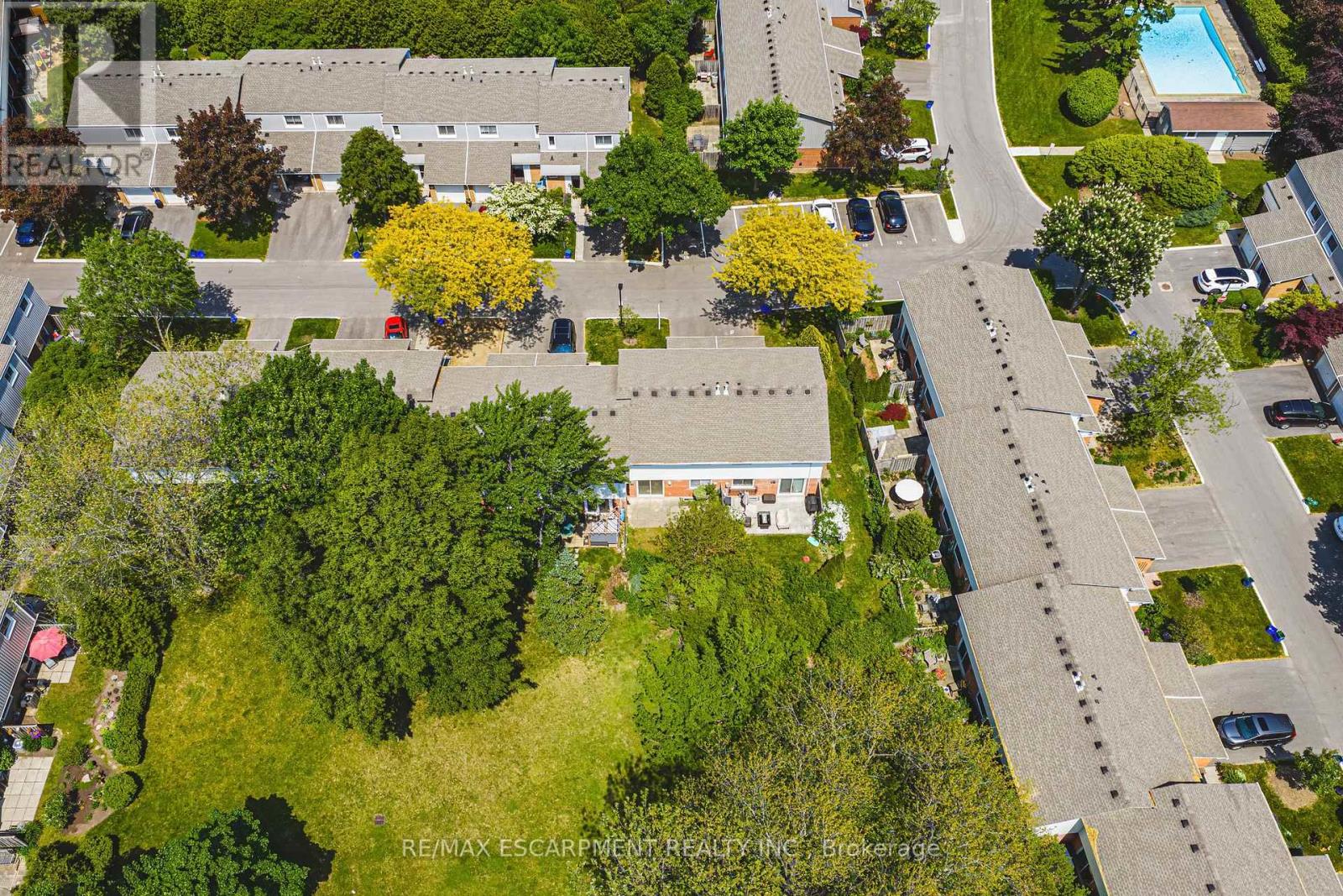 2 - 451 Woodview Road, Burlington, Ontario  L7N 2Z9 - Photo 40 - W12192639