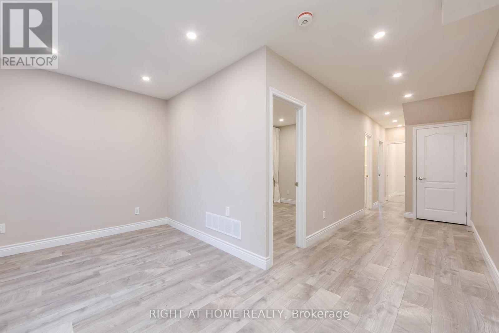 1 - 701 Dupont Street, Toronto, Ontario  M6G 1Z5 - Photo 4 - W12192645