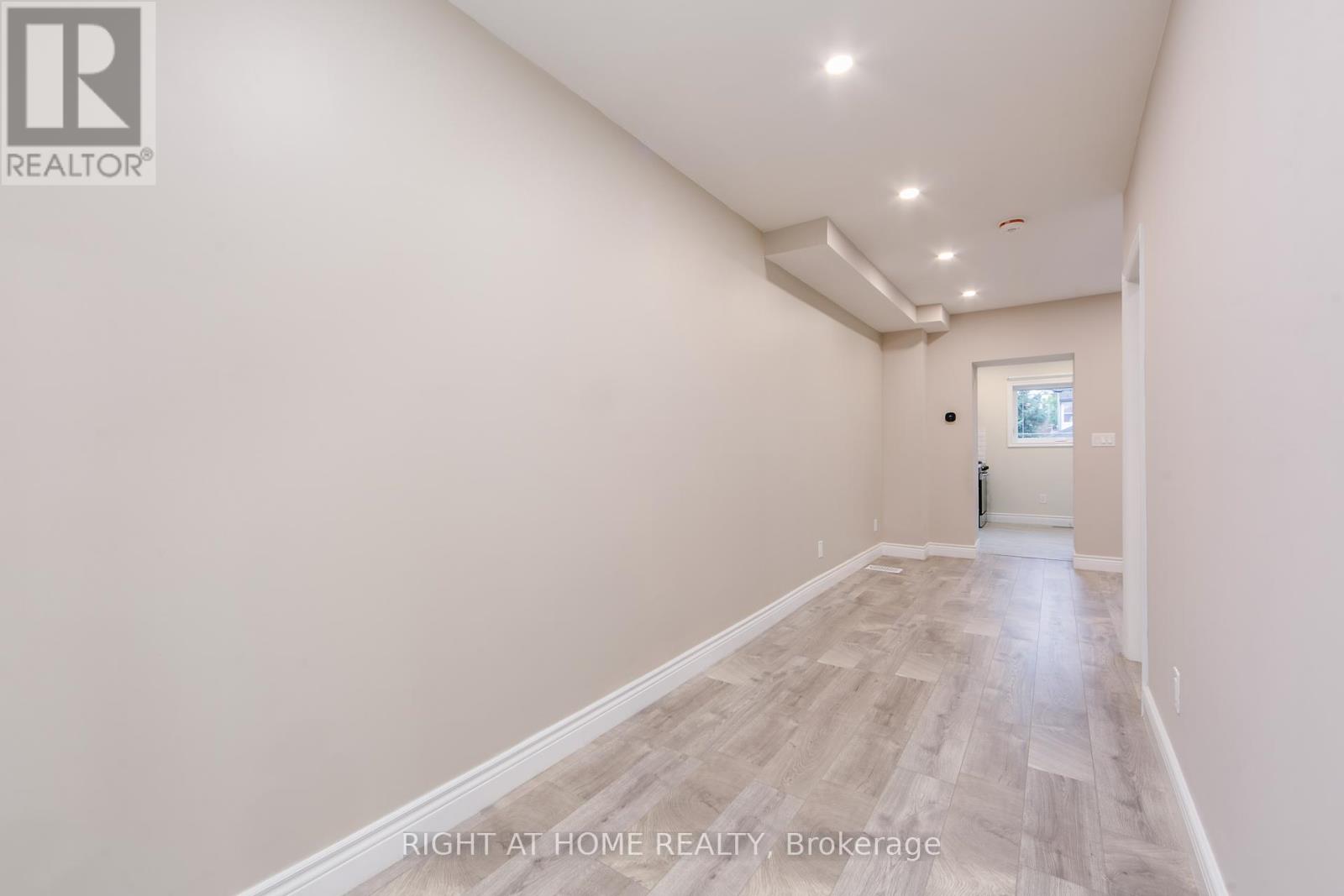 1 - 701 Dupont Street, Toronto, Ontario  M6G 1Z5 - Photo 8 - W12192645