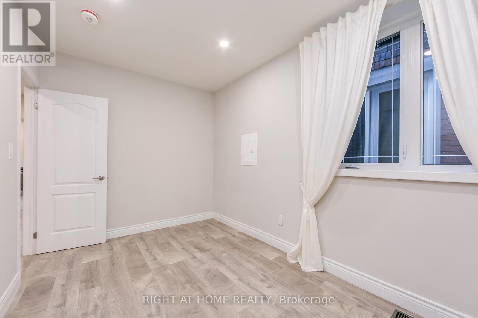 1 - 701 Dupont Street, Toronto, Ontario  M6G 1Z5 - Photo 16 - W12192645