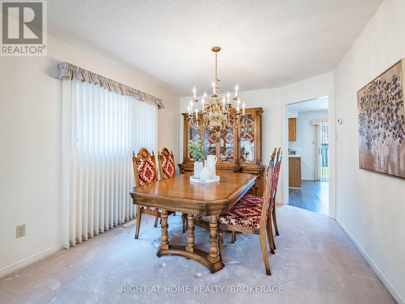 56 Cannon Crescent, Brampton, Ontario  L6Y 4L7 - Photo 12 - W12192678