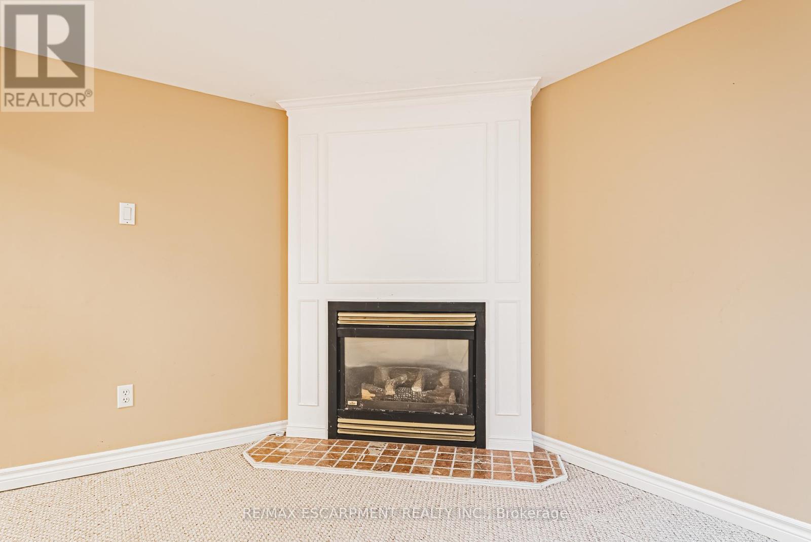 2 - 451 Woodview Road, Burlington, Ontario  L7N 2Z9 - Photo 24 - W12192639