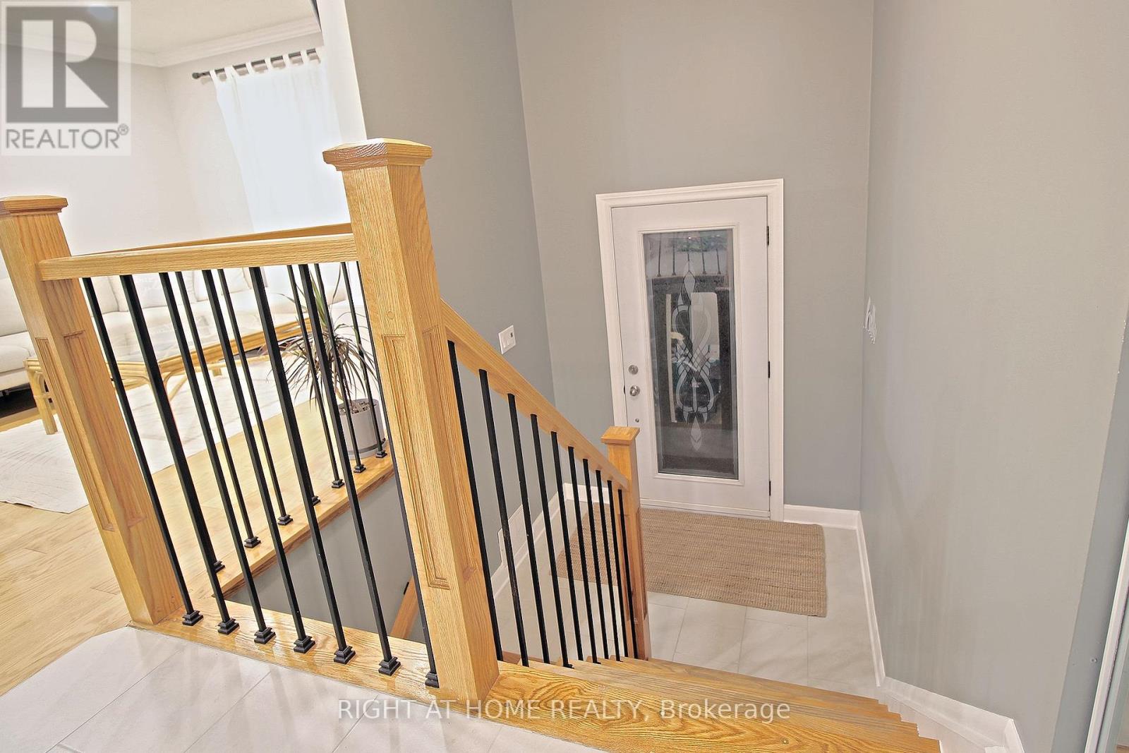 2903 Quetta Mews, Mississauga, Ontario  L5N 1Z6 - Photo 5 - W12164857