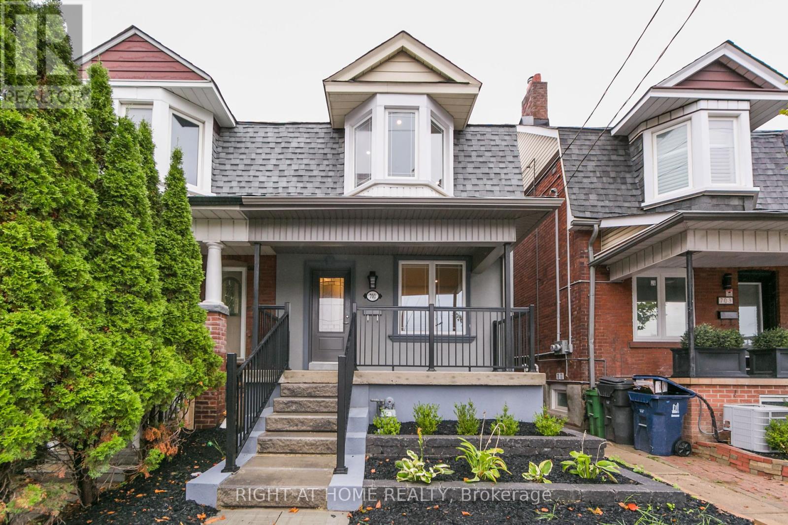 1 - 701 Dupont Street, Toronto, Ontario  M6G 1Z5 - Photo 1 - W12192645