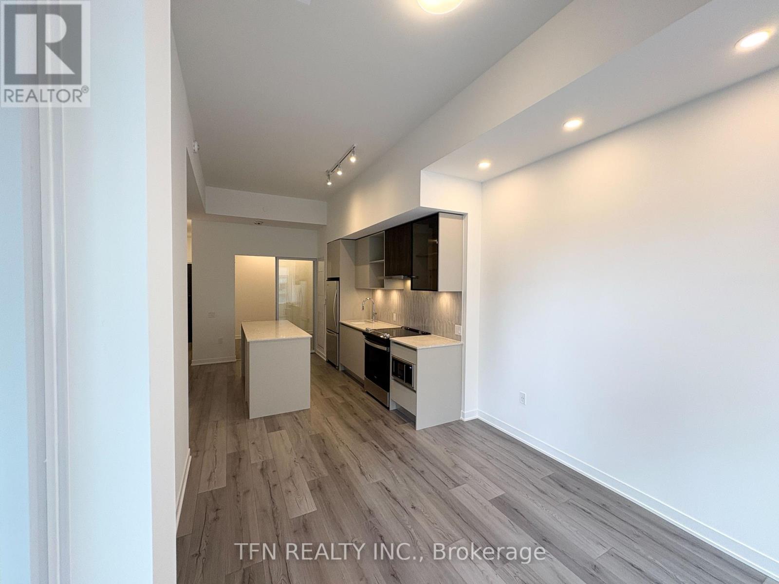 223 - 395 Dundas Street W, Oakville, Ontario  L6M 5R8 - Photo 25 - W12192668