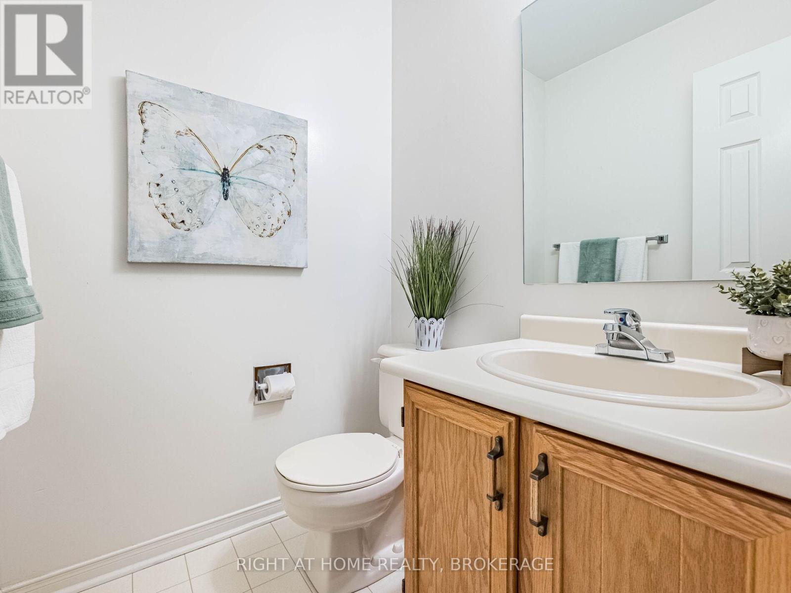 56 Cannon Crescent, Brampton, Ontario  L6Y 4L7 - Photo 7 - W12192678