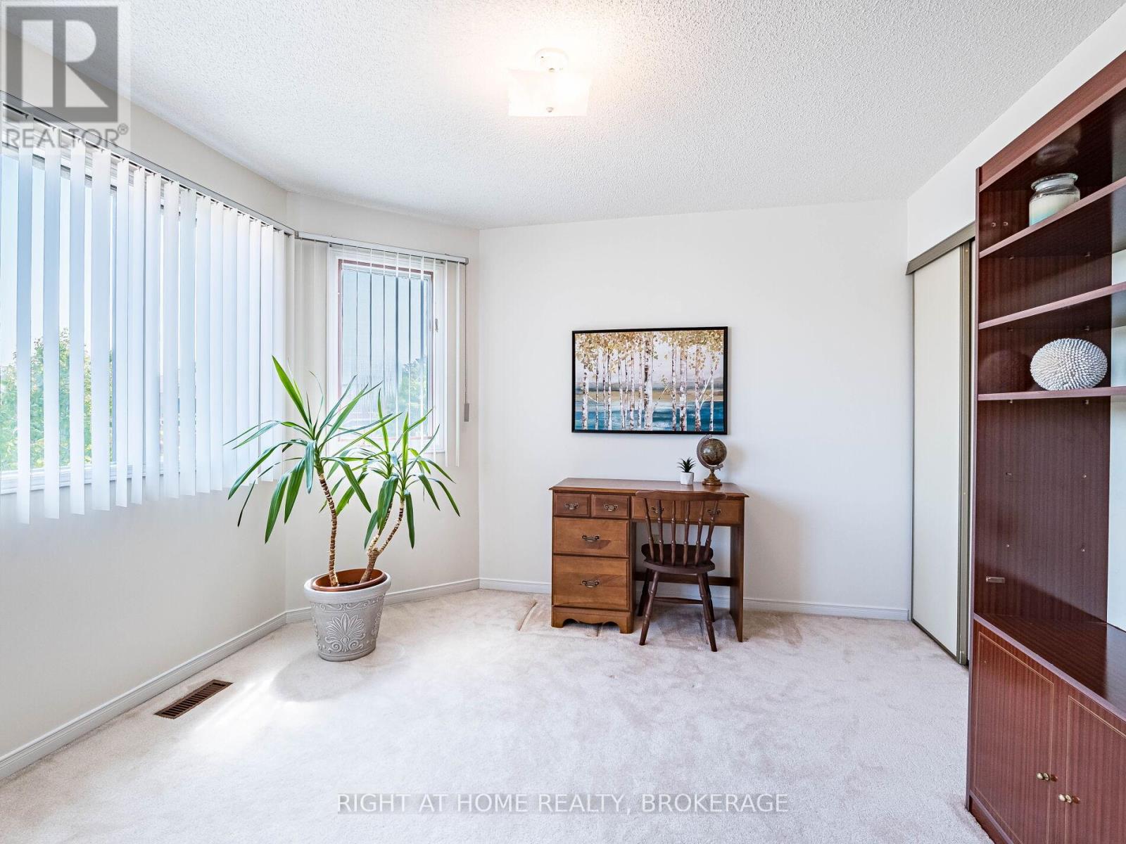 56 Cannon Crescent, Brampton, Ontario  L6Y 4L7 - Photo 34 - W12192678
