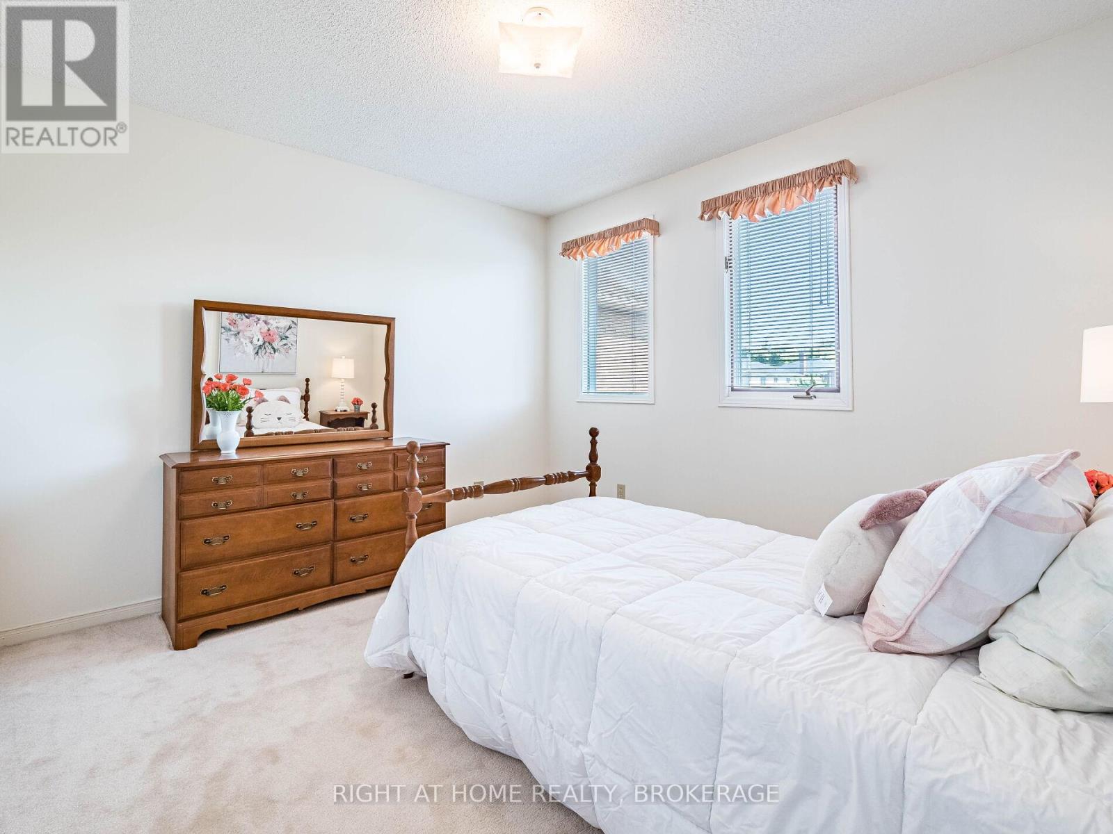 56 Cannon Crescent, Brampton, Ontario  L6Y 4L7 - Photo 32 - W12192678