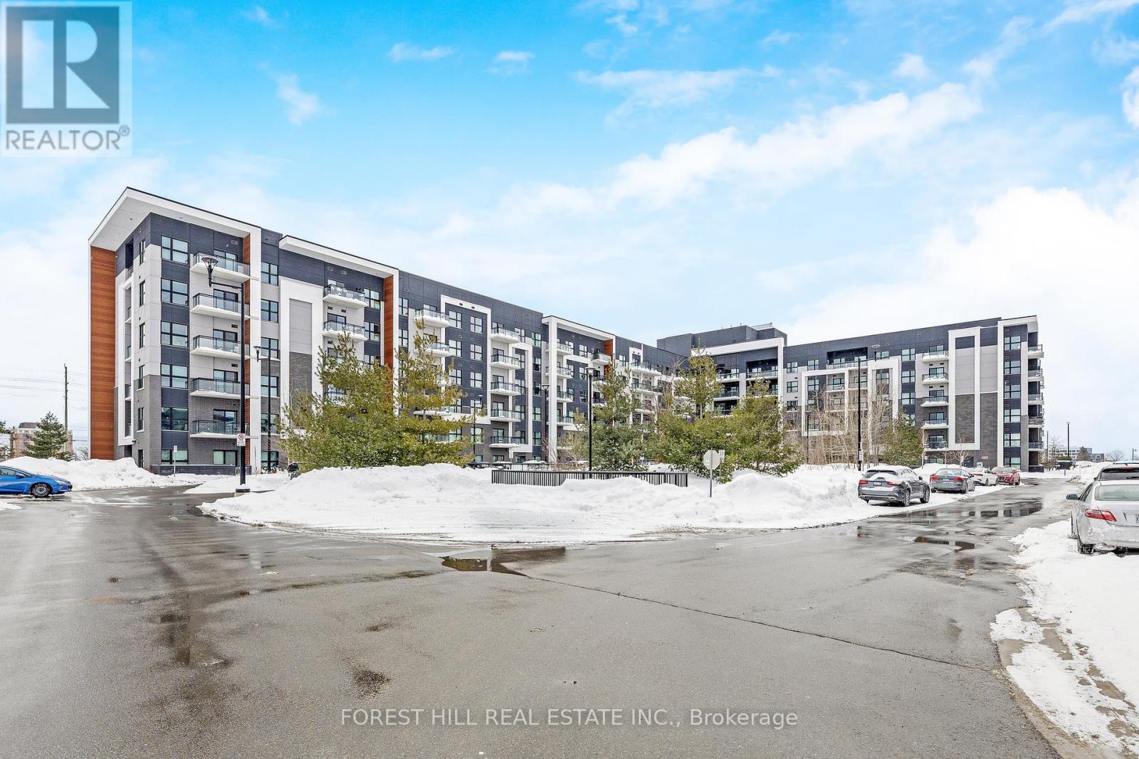 121 - 128 Grovewood Common, Oakville, Ontario  L6H 0X3 - Photo 2 - W12192666