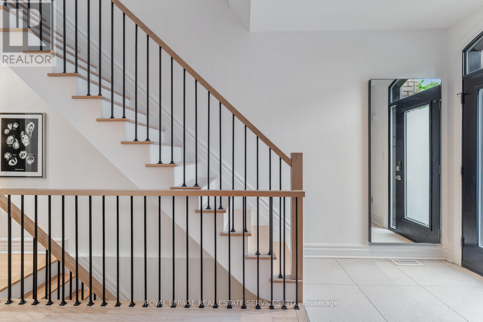 14 Lukow Terrace, Toronto, Ontario  M6R 3B8 - Photo 23 - W12192760