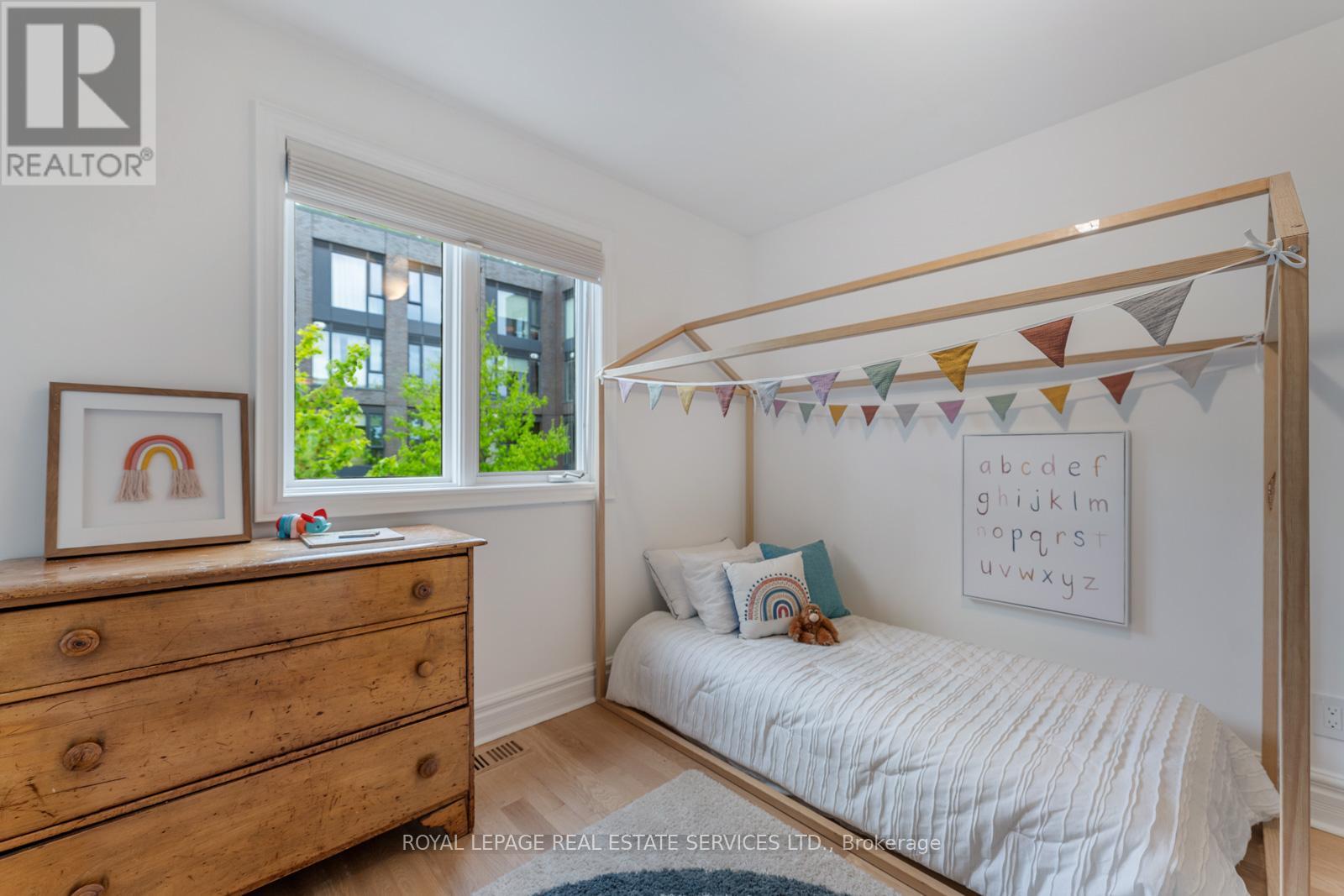 14 Lukow Terrace, Toronto, Ontario  M6R 3B8 - Photo 36 - W12192760
