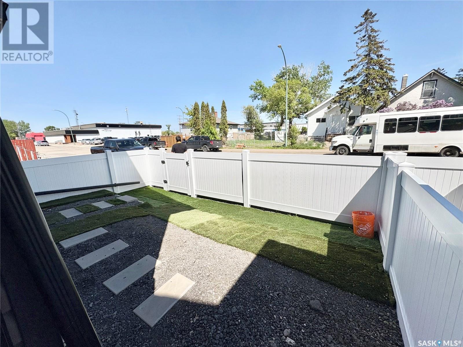 Property at 1652 Montreal STREET image 5