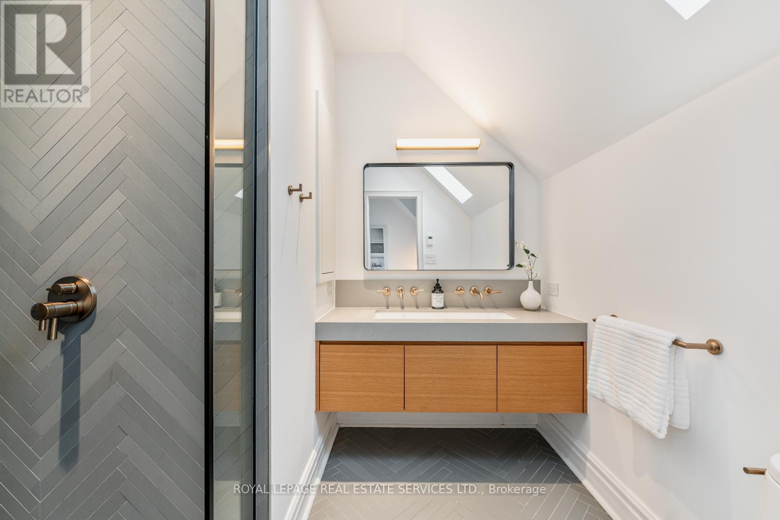 14 Lukow Terrace, Toronto, Ontario  M6R 3B8 - Photo 29 - W12192760