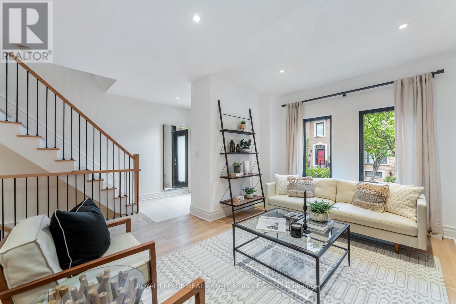 14 Lukow Terrace, Toronto, Ontario  M6R 3B8 - Photo 9 - W12192760