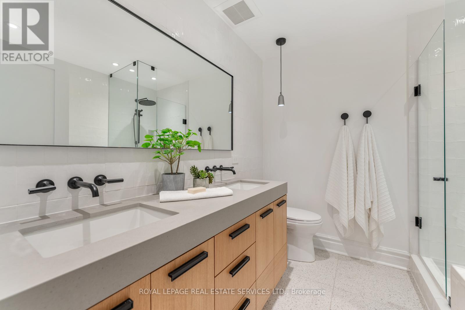 14 Lukow Terrace, Toronto, Ontario  M6R 3B8 - Photo 40 - W12192760