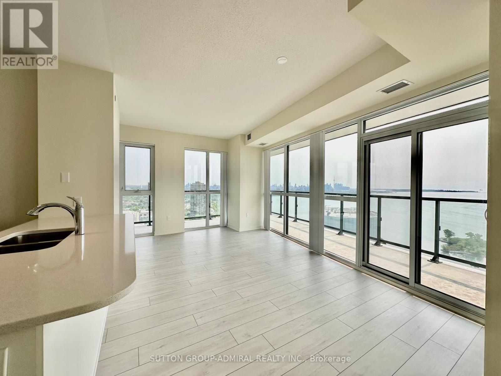 3902 - 38 Annie Craig Drive, Toronto, Ontario  M8V 0G9 - Photo 2 - W12192756