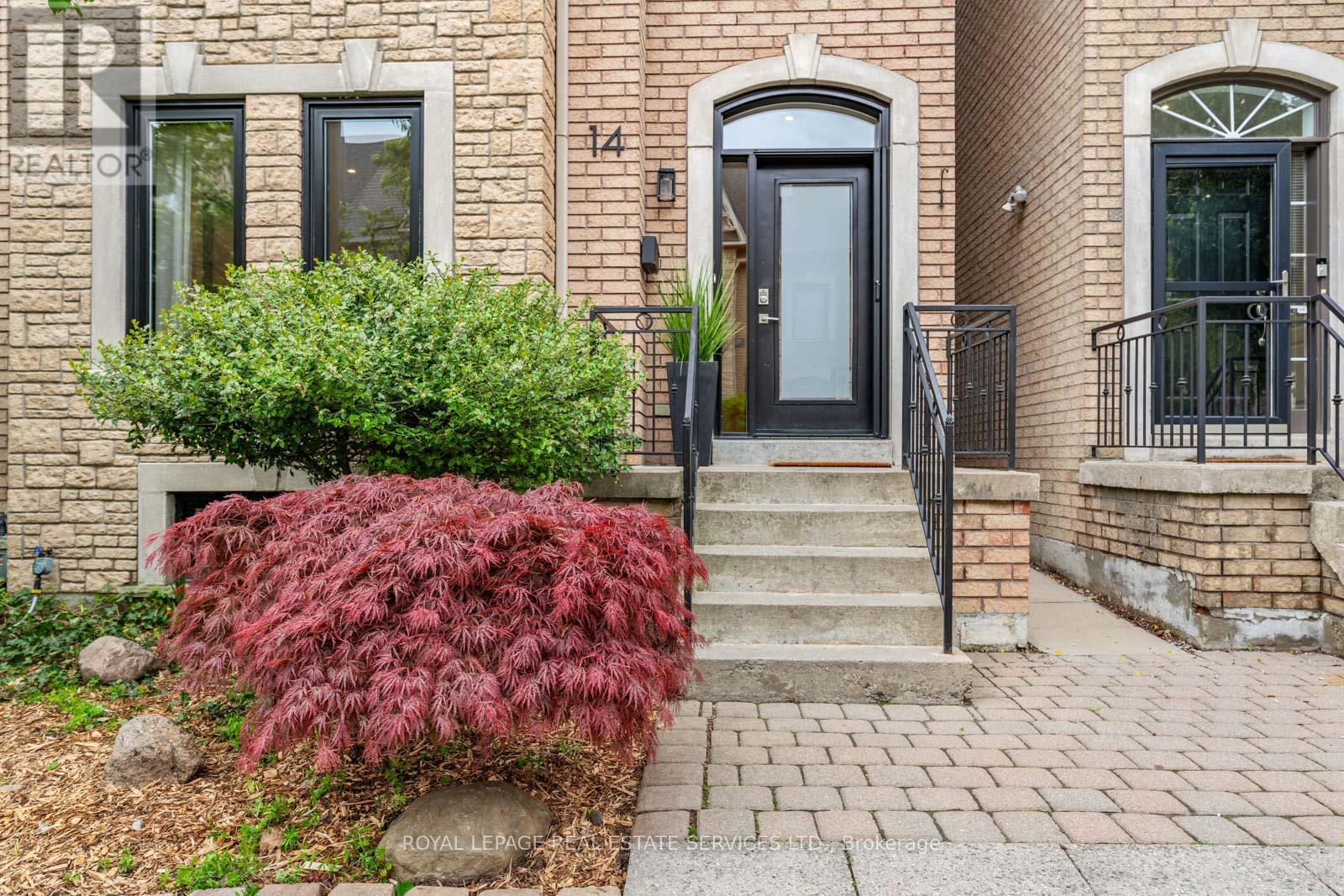 14 Lukow Terrace, Toronto, Ontario  M6R 3B8 - Photo 3 - W12192760