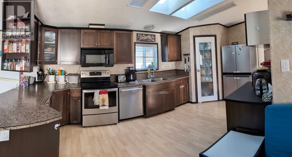 4002 Applewood Road, Coaldale, Alberta  T1M 0C6 - Photo 3 - A2225564