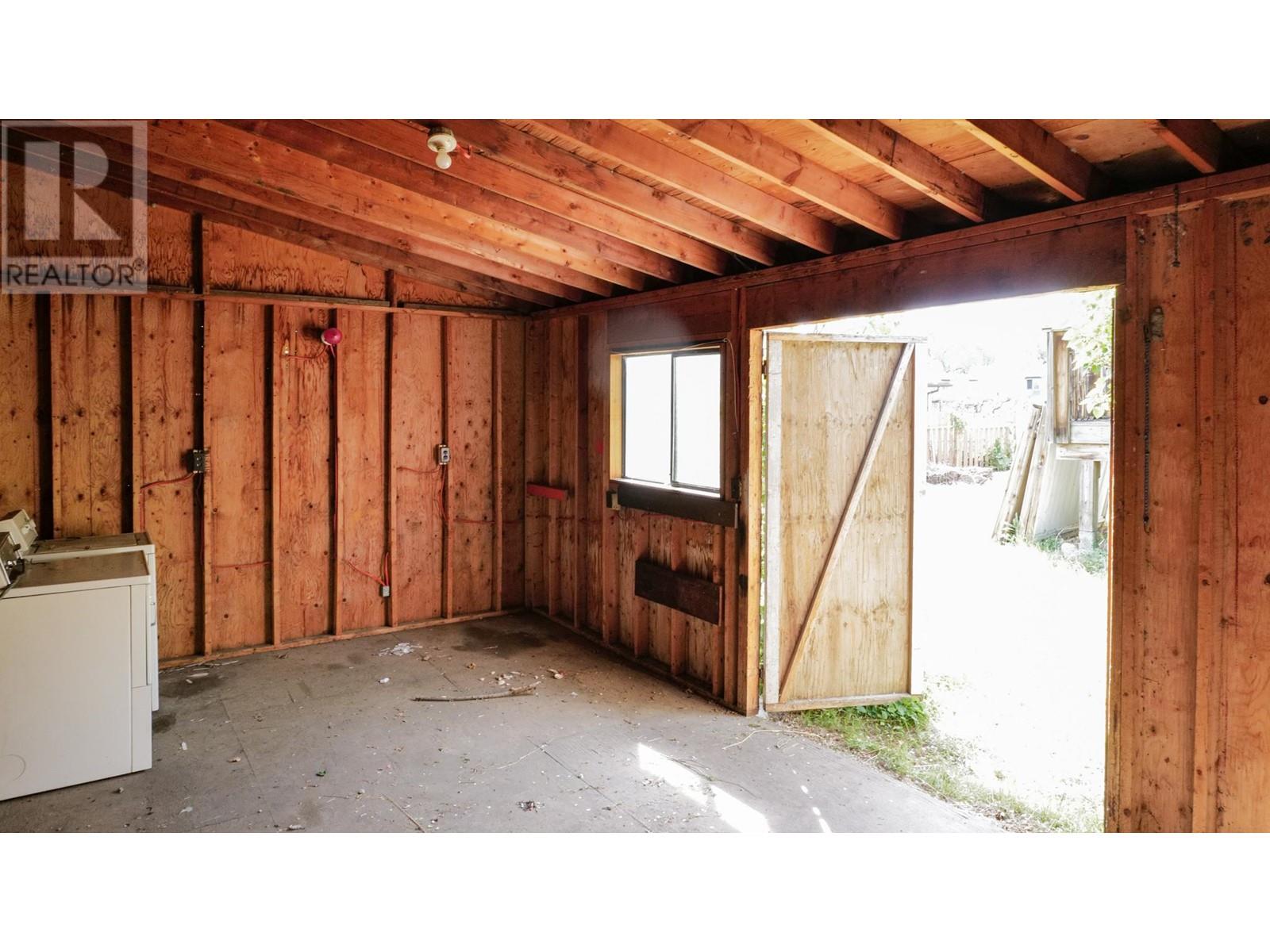 1701 45th Street, Vernon, British Columbia  V1T 7P9 - Photo 42 - 10342730