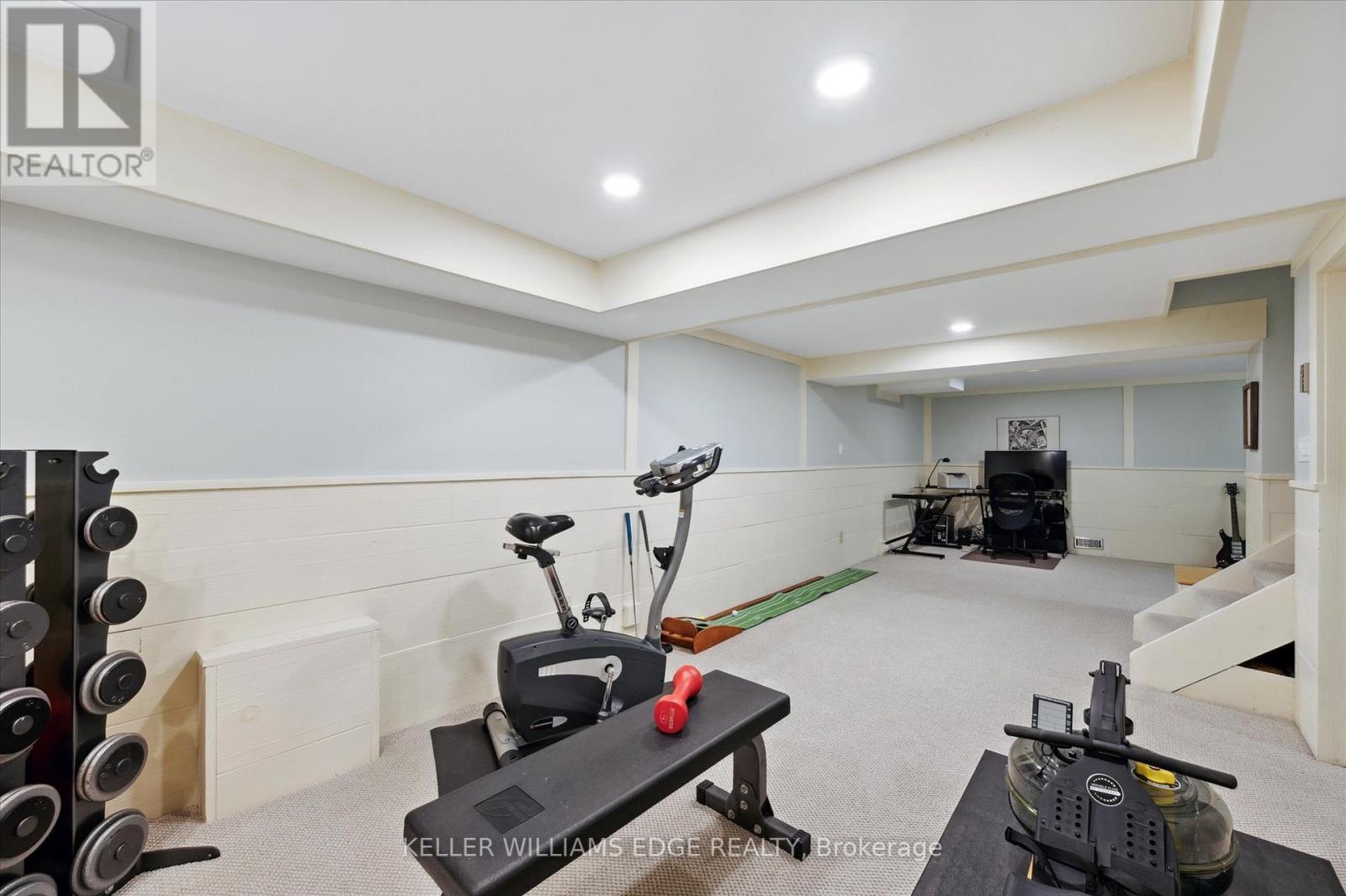 1932 Four Seasons Drive, Burlington (Tyandaga), Ontario  L7P 2Y1 - Photo 33 - W12192856