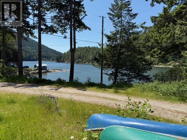 13248 PORTERS ROAD, Madeira Park, British Columbia