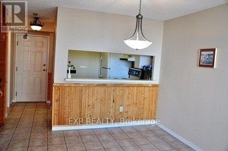 804 - 50 Kingsbridge Garden Boulevard, Mississauga, Ontario  L5R 1Y2 - Photo 4 - W12192892