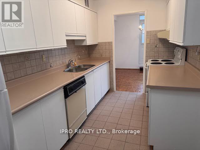 606 - 65 Southport Street, Toronto, Ontario  M6S 3N6 - Photo 30 - W12192919