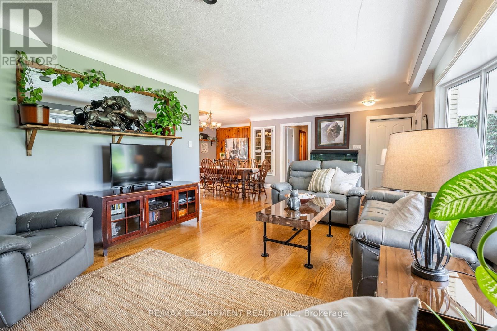 2718 No 8 Side Road, Burlington, Ontario  L7P 0E6 - Photo 11 - W12192925