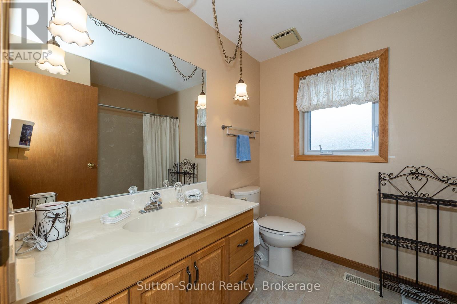 178463 Grey Road 17 Road, Georgian Bluffs, Ontario  N4K 0G3 - Photo 24 - X12079261