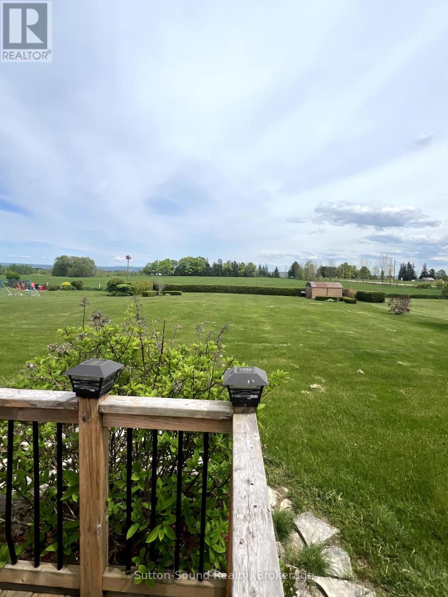 178463 Grey Road 17 Road, Georgian Bluffs, Ontario  N4K 0G3 - Photo 3 - X12079261