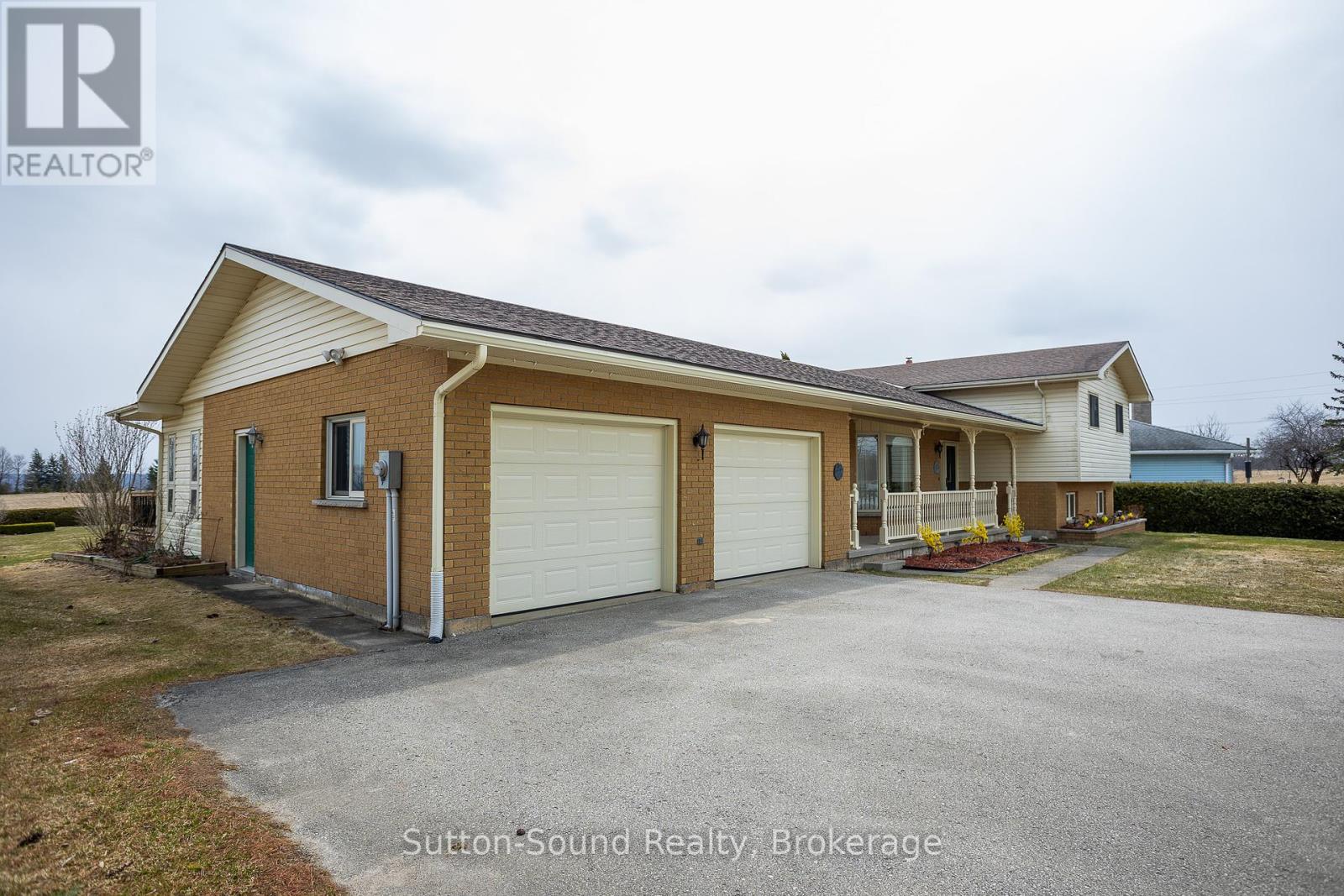 178463 Grey Road 17 Road, Georgian Bluffs, Ontario  N4K 0G3 - Photo 9 - X12079261