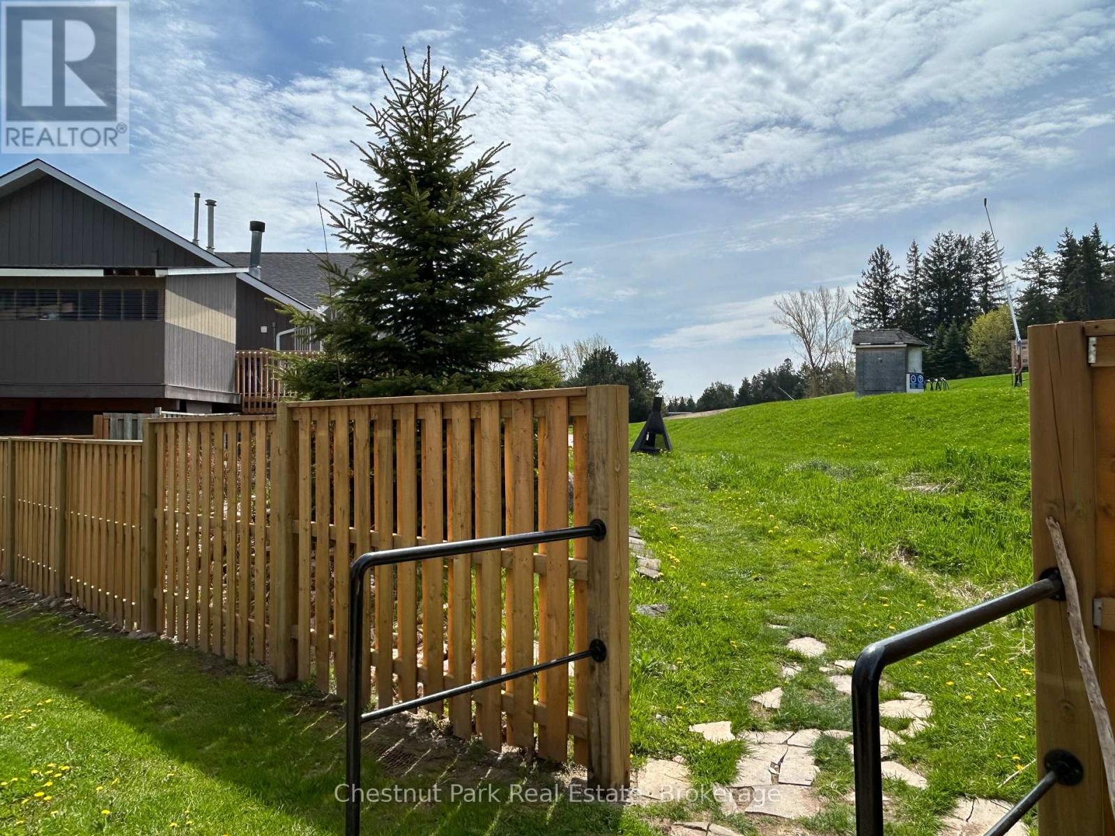 415 - 796468 Grey Road 19, Blue Mountains, Ontario  L9Y 0N6 - Photo 37 - X12152067