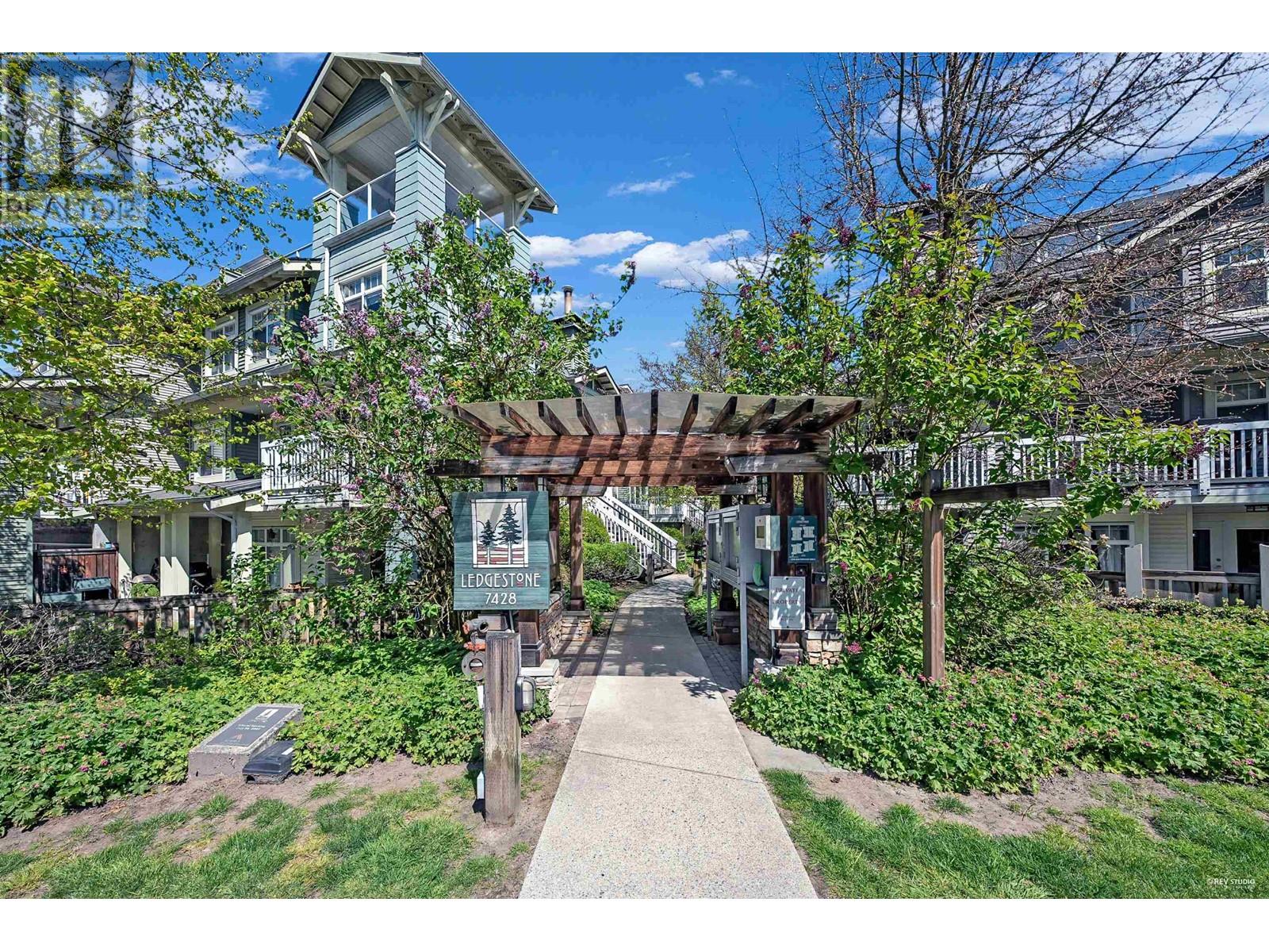 28 7428 Southwynde Avenue, Burnaby, British Columbia  V3N 0A1 - Photo 2 - R2993132