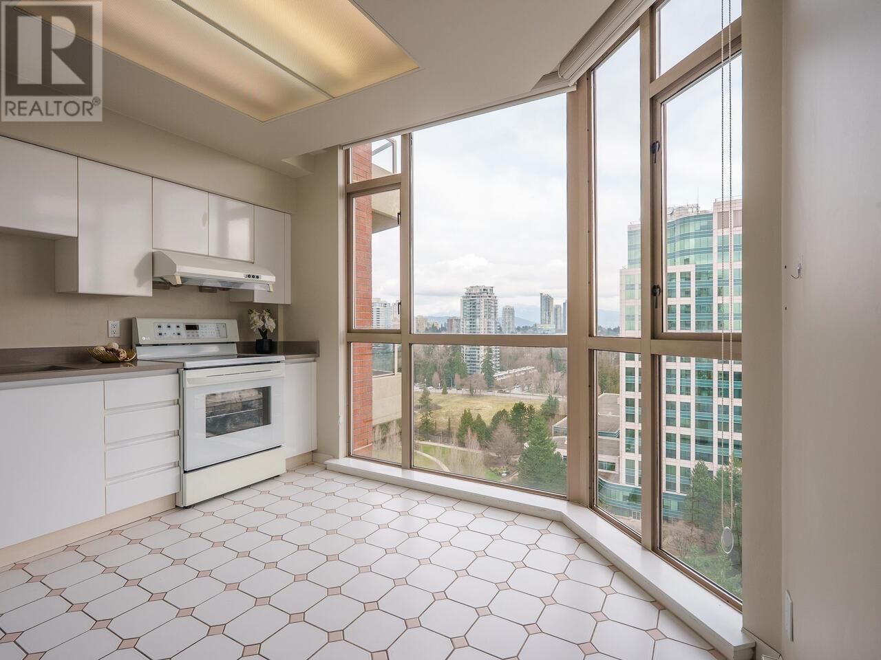 1706 6888 Station Hill Drive, Burnaby, British Columbia  V3N 4X5 - Photo 13 - R3002336