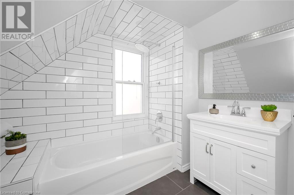 109 Aikman Avenue, Hamilton, Ontario  L8M 1R1 - Photo 30 - 40737054