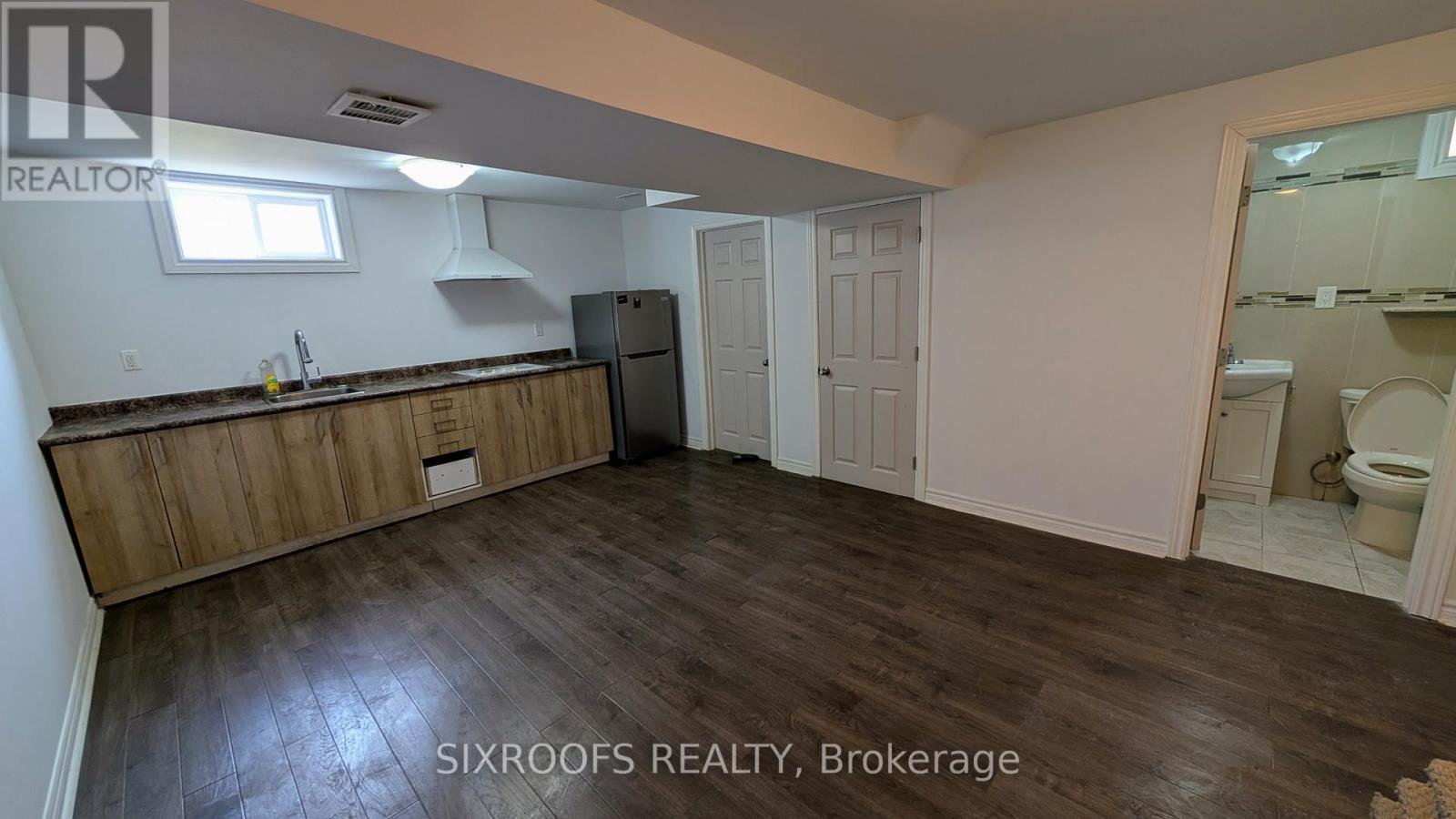50 Guestville Avenue, Toronto (Rockcliffe-Smythe), Ontario  M6N 4N2 - Photo 7 - W12192997