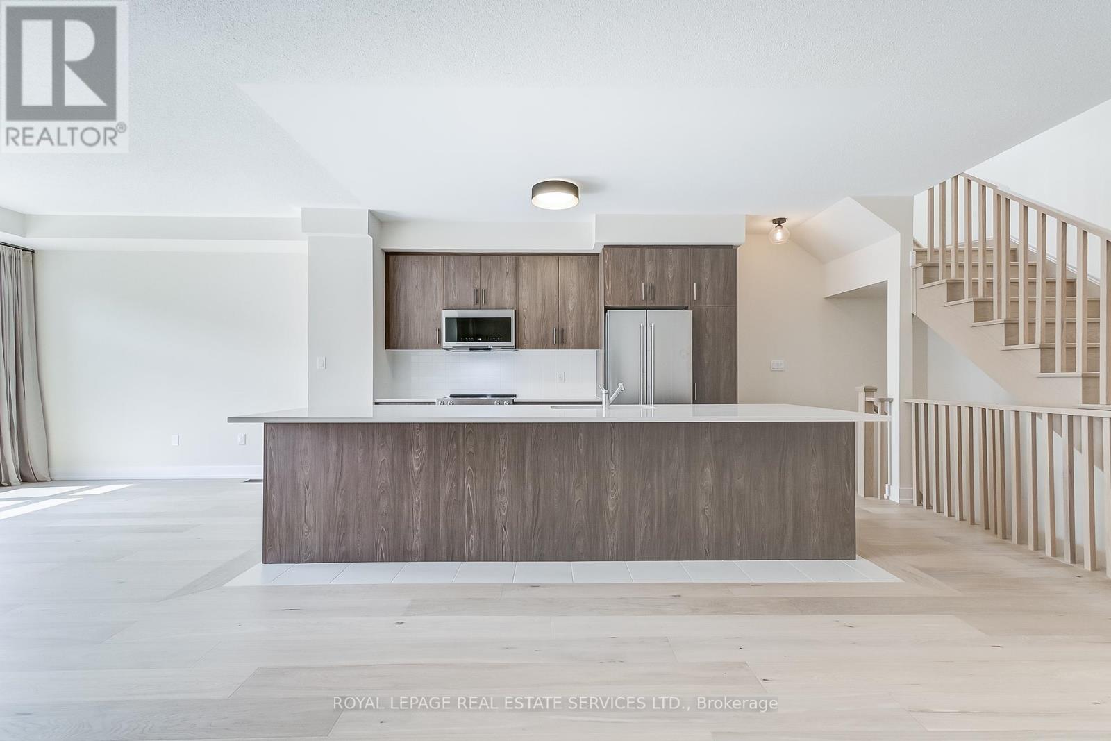 1293 Anthonia Trail, Oakville, Ontario  L6H 7Z1 - Photo 10 - W12193028