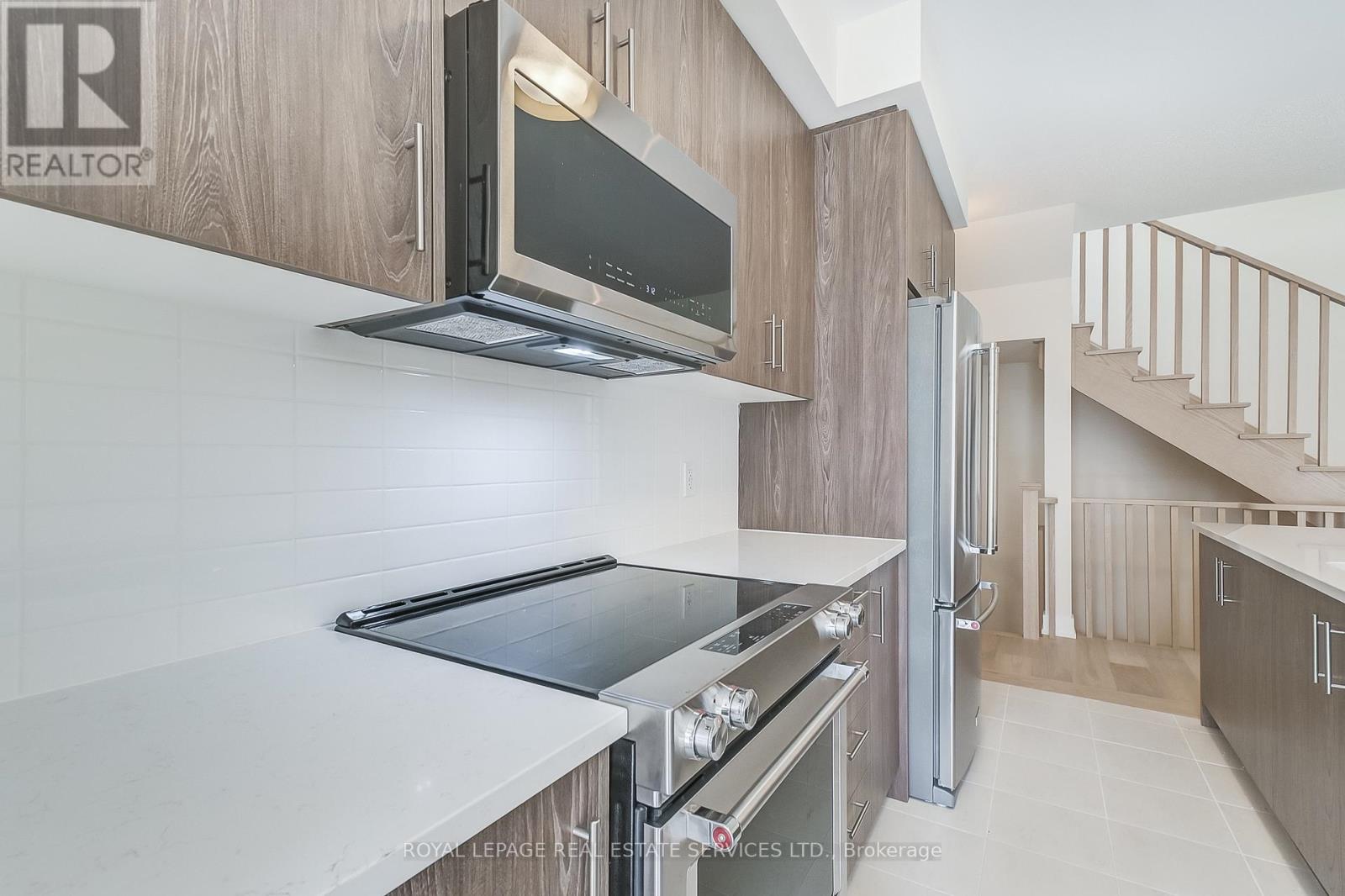 1293 Anthonia Trail, Oakville, Ontario  L6H 7Z1 - Photo 13 - W12193028