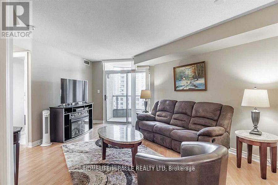 1401 - 3880 Duke Of York Boulevard, Mississauga, Ontario  L5B 4M7 - Photo 9 - W12193025