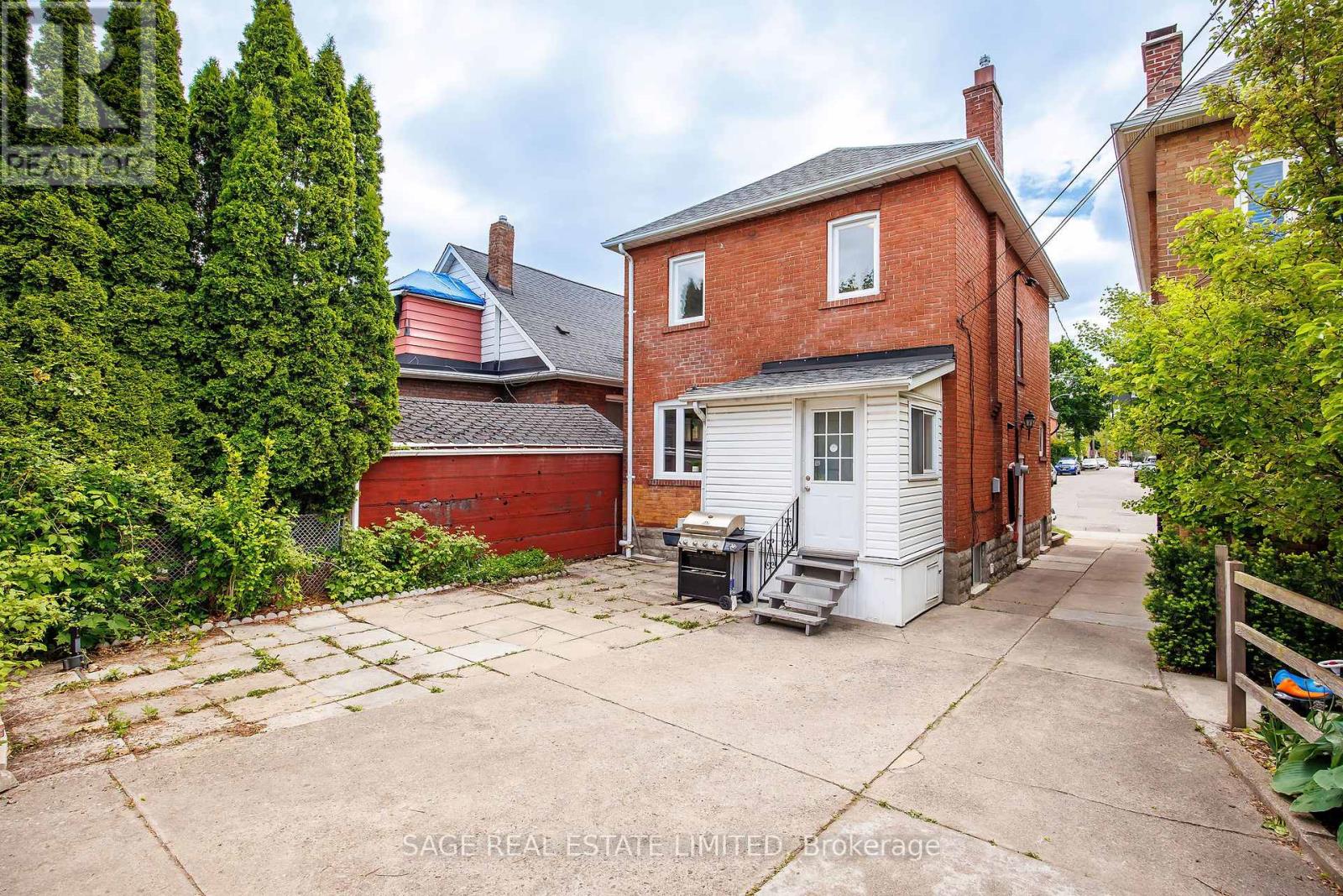 476 Durie Street, Toronto, Ontario  M6S 3G7 - Photo 24 - W12193055