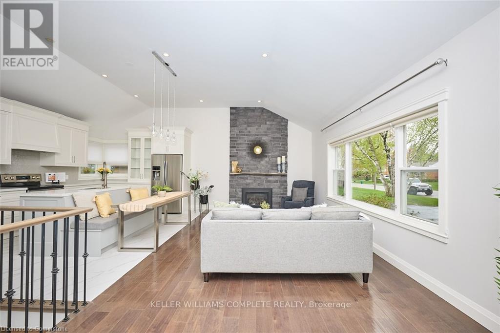 965 Kingsway Drive, Burlington, Ontario  L7T 3J1 - Photo 7 - W12192697