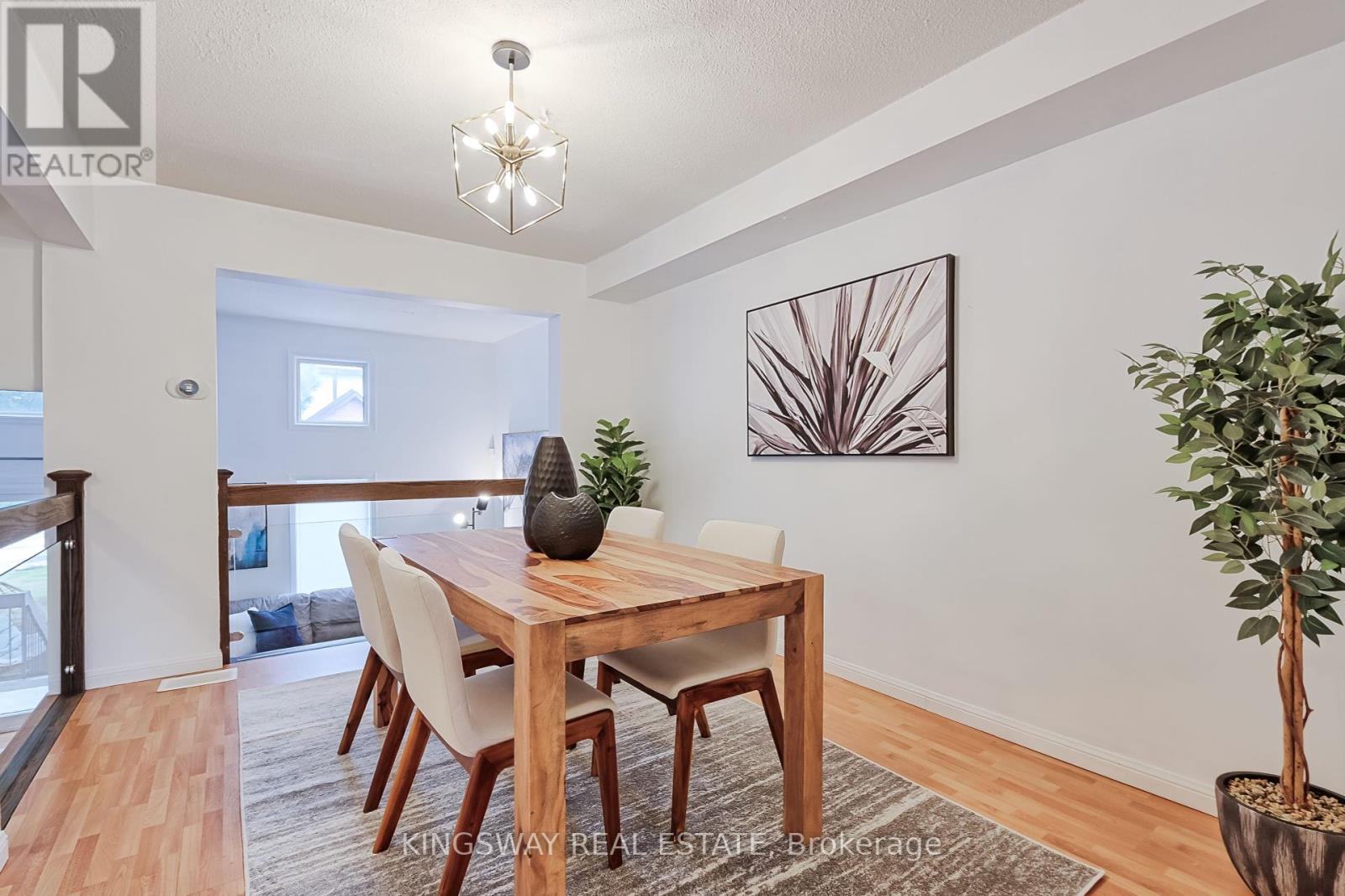 102 - 1755 Rathburn Road E, Mississauga (Rathwood), Ontario  L4W 2M8 - Photo 6 - W12193092
