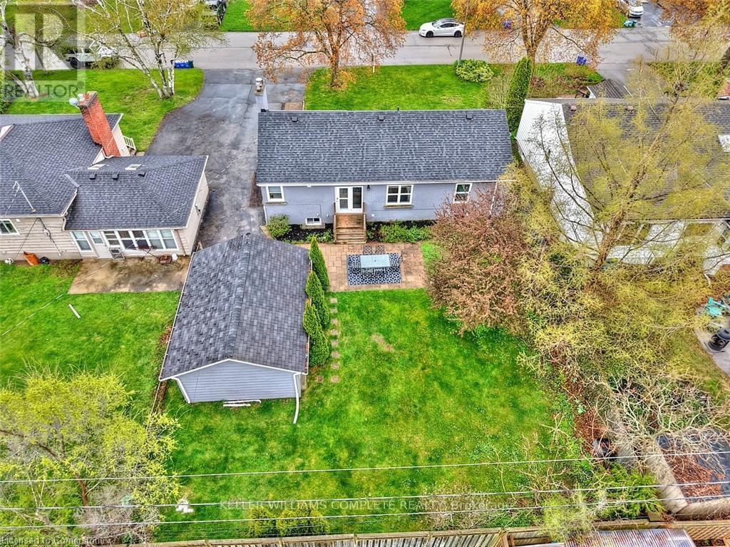 965 Kingsway Drive, Burlington, Ontario  L7T 3J1 - Photo 4 - W12192697