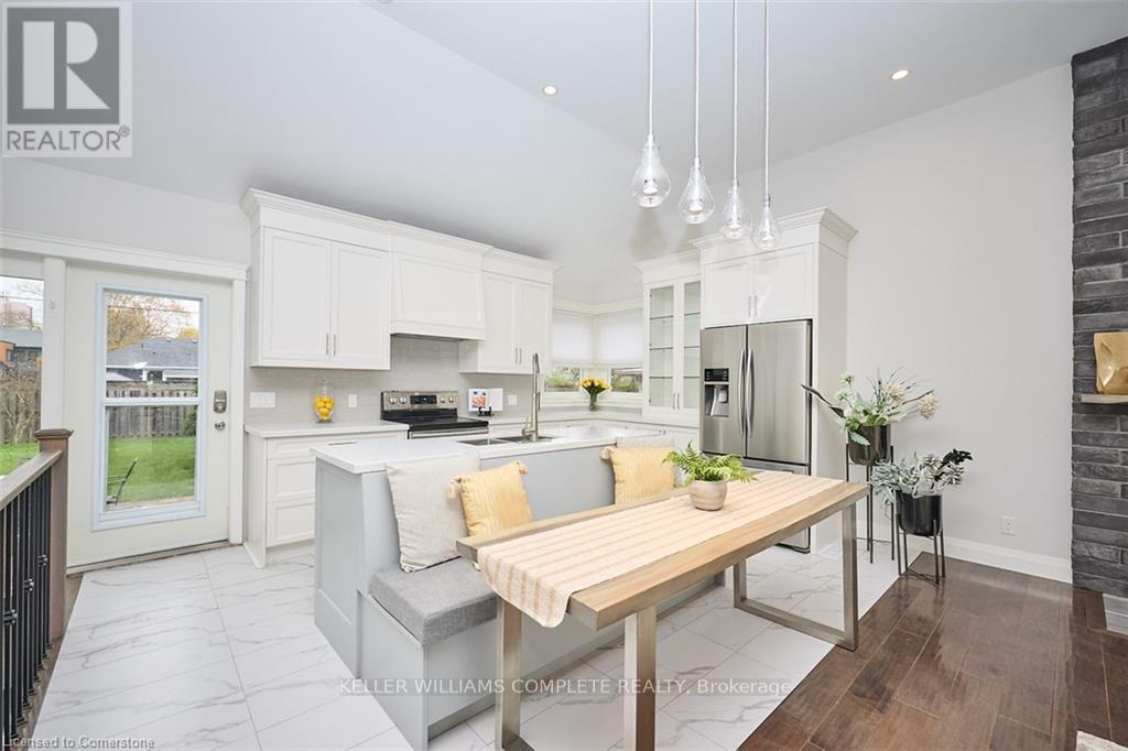965 Kingsway Drive, Burlington, Ontario  L7T 3J1 - Photo 8 - W12192697