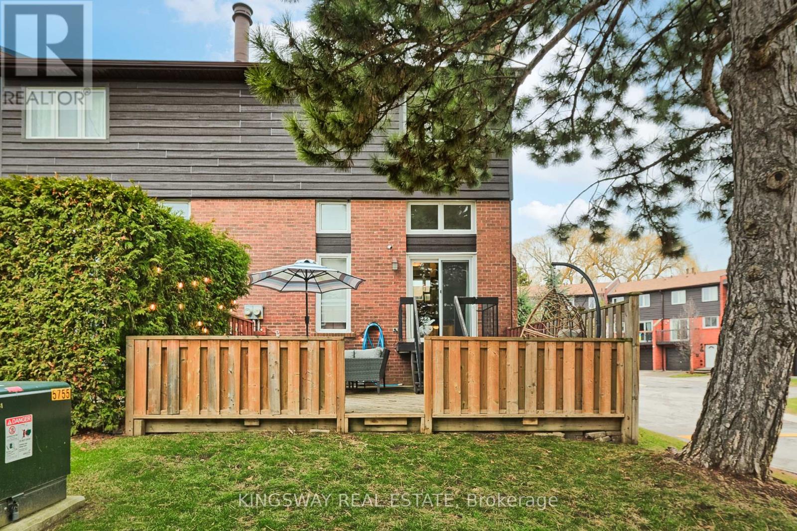 102 - 1755 Rathburn Road E, Mississauga (Rathwood), Ontario  L4W 2M8 - Photo 23 - W12193092